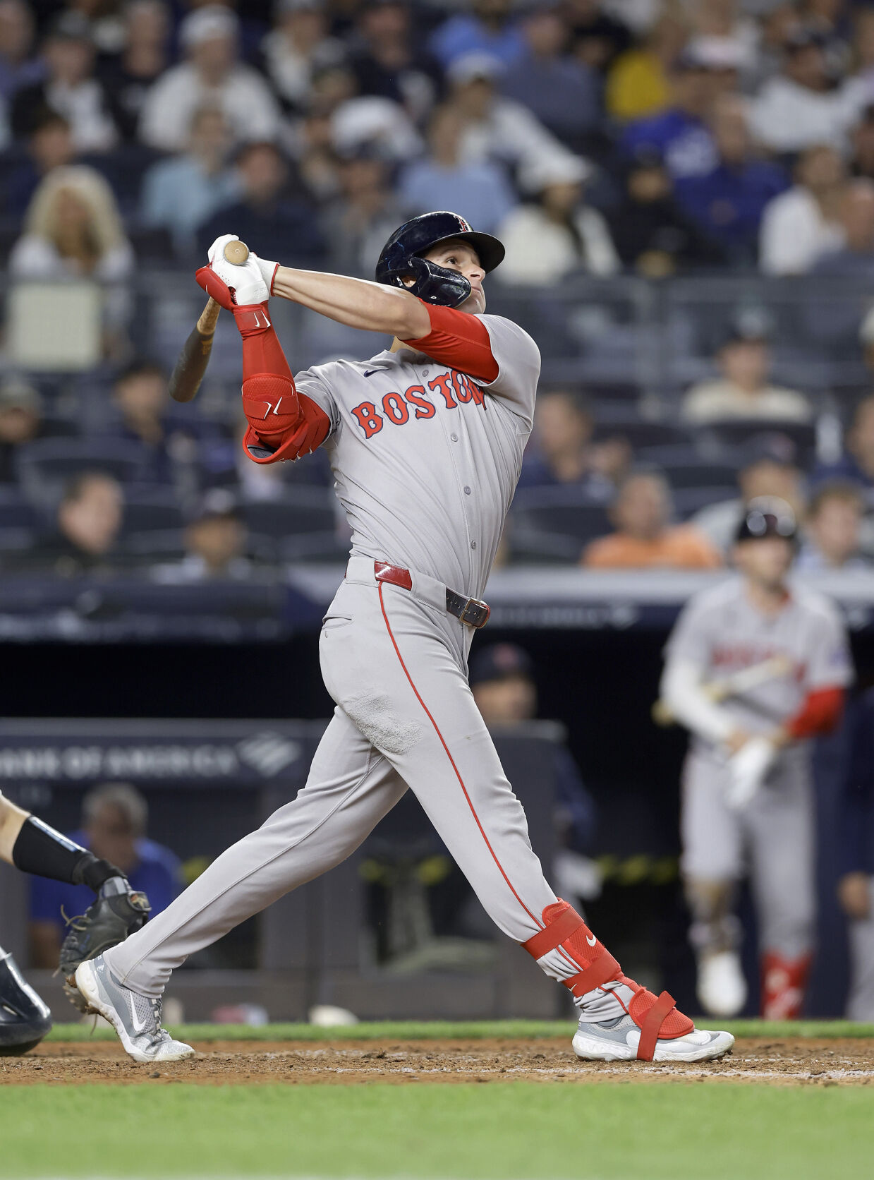 Roman Anthony propels Red Sox to win with home run in 1st game at Yankee Stadium