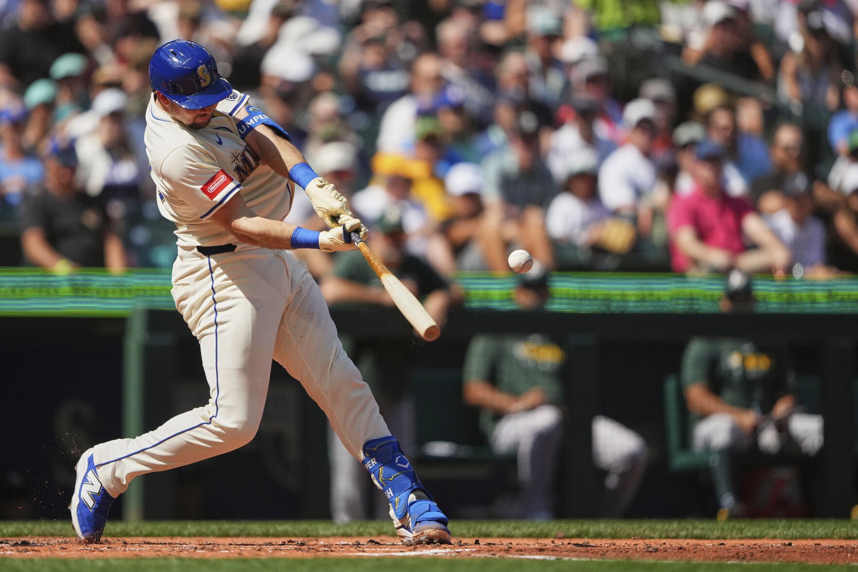 Cal Raleigh sets single-season home run record for catchers as Mariners top Athletics 11-4