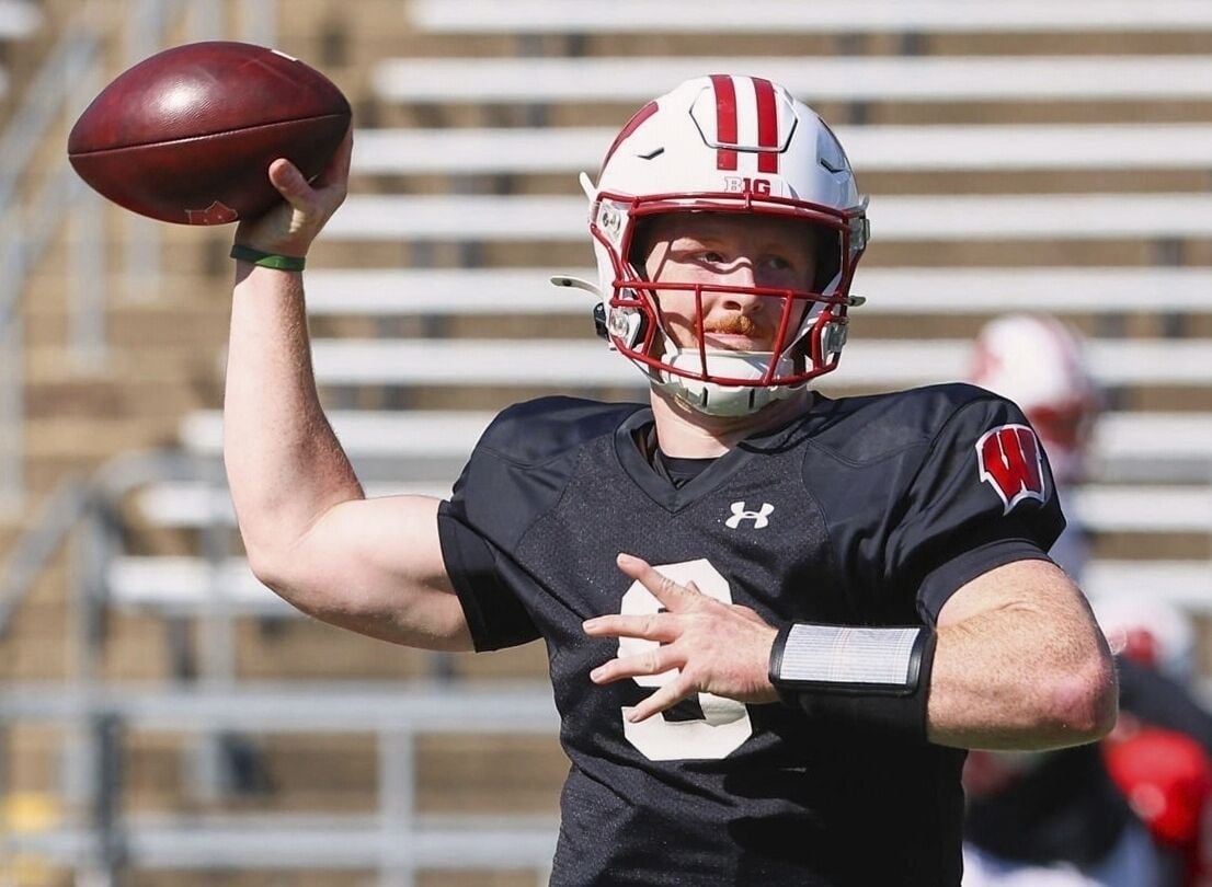 Wisconsin QB Billy Edwards Jr. week to week with knee sprain, AP source says
