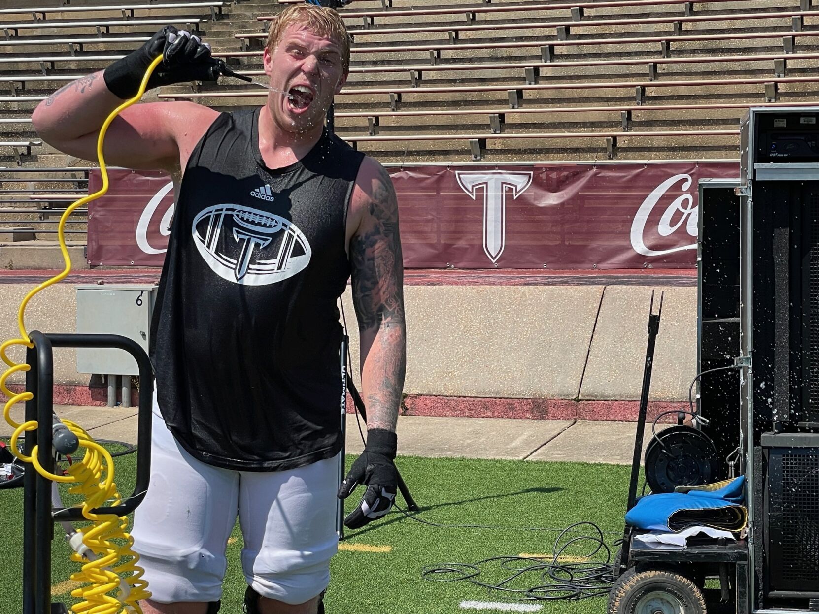 Troy transfer O-lineman Garner Langlo now playing close to family living in Hartford