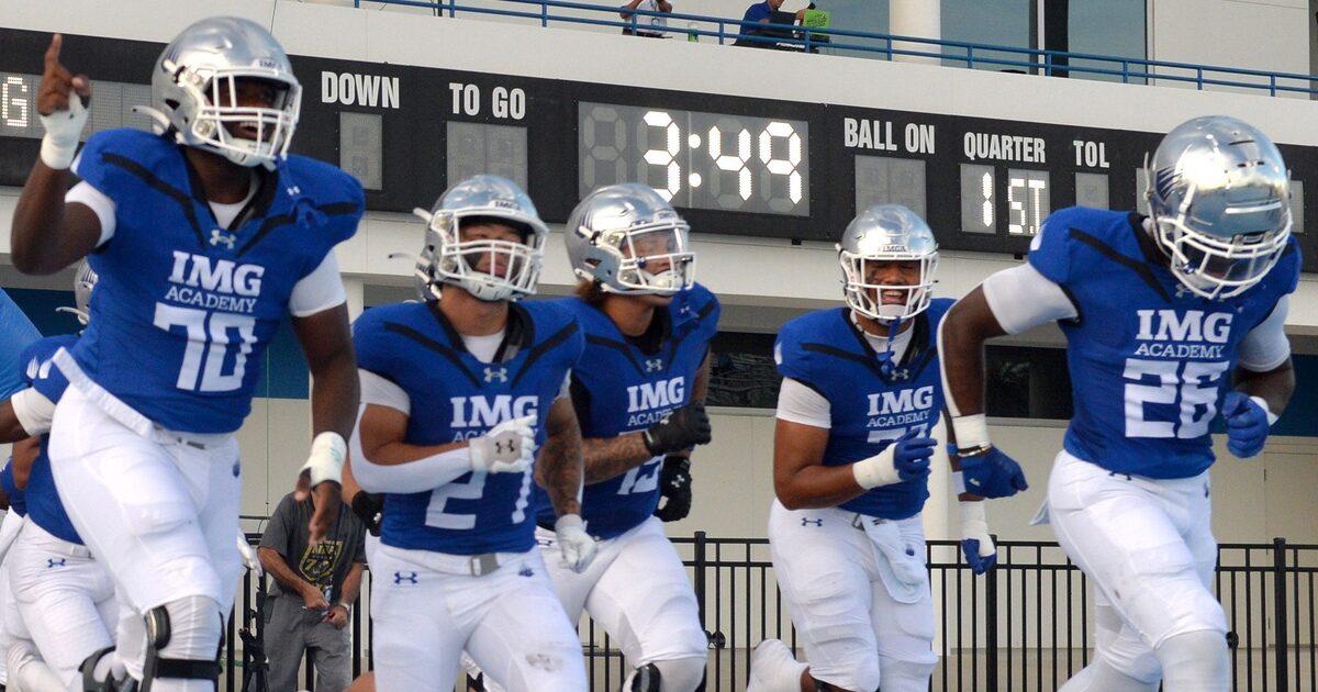 No. 15 IMG Academy defeats Hoover (Ala.) behind strong ground game