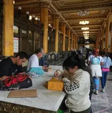  Mexico suspends postal shipments to the US over latest tariff confusion