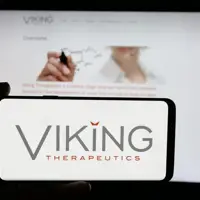  Viking Obesity Pill Faces Steep Climb Against Lilly’s Tirzepatide, Analyst Calls Downtrend Reaction ‘Extreme’