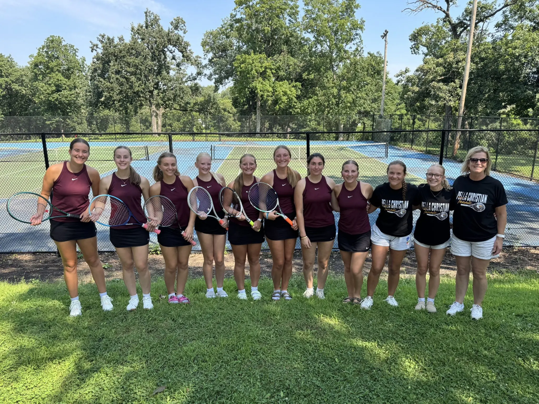 Pella Christian Girls Tennis Takes 11th at 1st Annual Tulip City Tussle