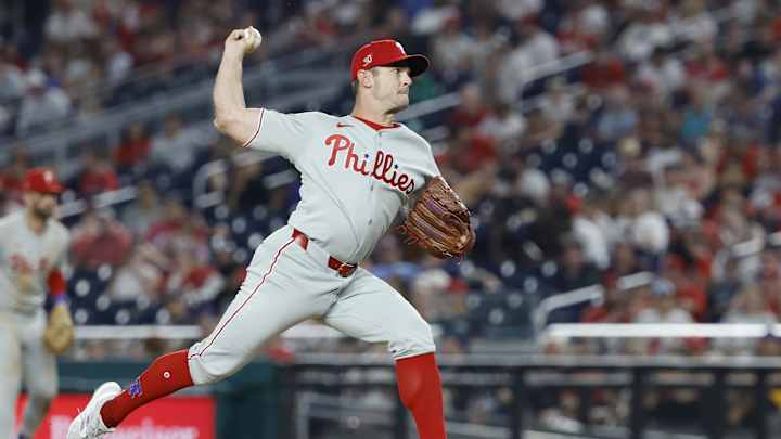 Former Alabama RHP David Robertson Becomes Eighth Pitcher To Secure 200 Holds : Roll Call