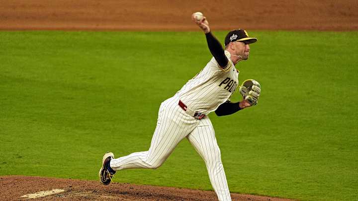 Padres All-Star Carted Off Field With Concerning Leg Injury vs Orioles
