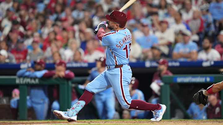 Padres Notes: Ex-Friar Calls Out ‘Scumbag’ Dodger, All-Star Predicted to Opt Out, Kyle Schwarber to SD?