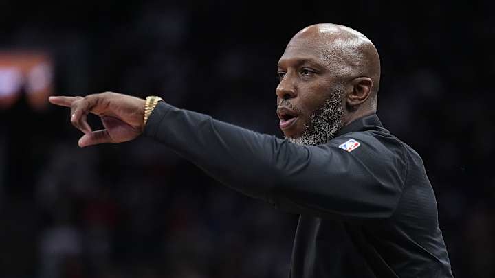 Blazers Notes: Blazers Signs Guard, Major Sale Update, $160M Star Receives Unfortunate Title