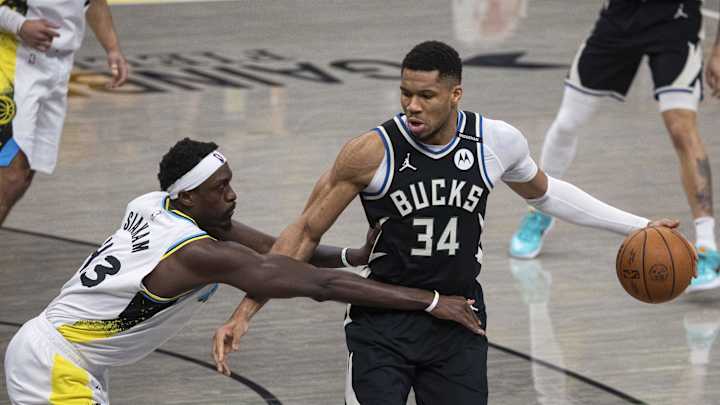 Bucks Notes: Giannis Antetokounmpo Could Leave After Season, Bucks Free Agent May Suddenly Retire, More