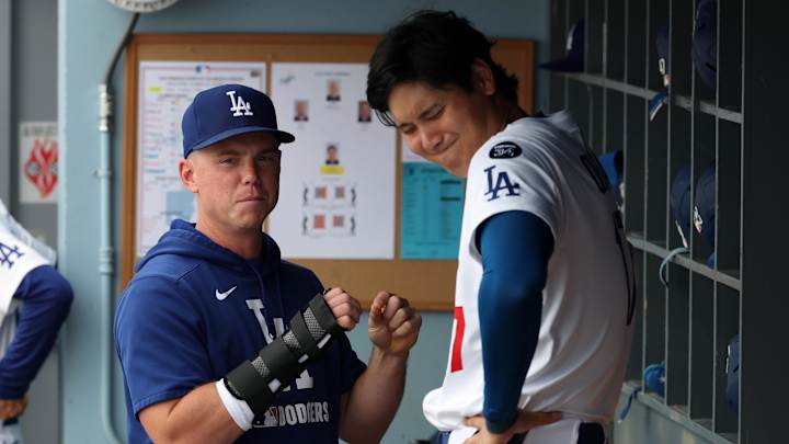 Dodgers Notes: LA Signs Pitcher, Will Smith Could Miss Postseason, Roki Sasaki Move Imminent