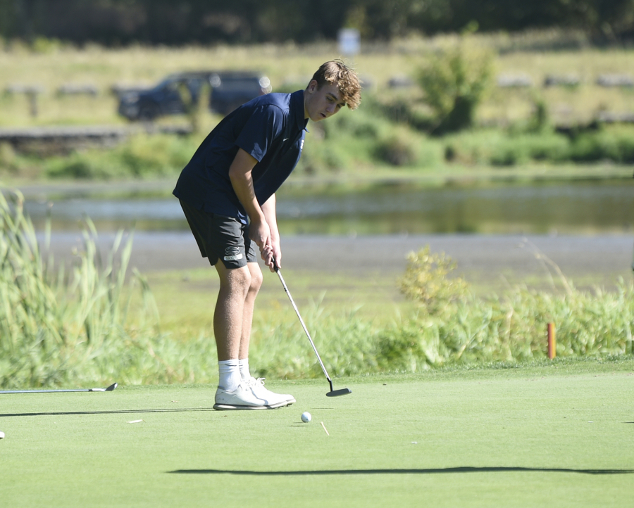 360Preps Photos: Skyview boys golf tops Camas to win Titan Cup