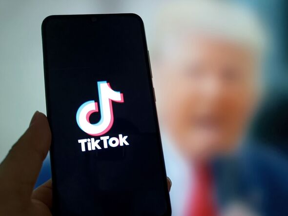  Donald Trump makes screeching U-turn on TikTok ‘deal’ in odd statement after call with Xi