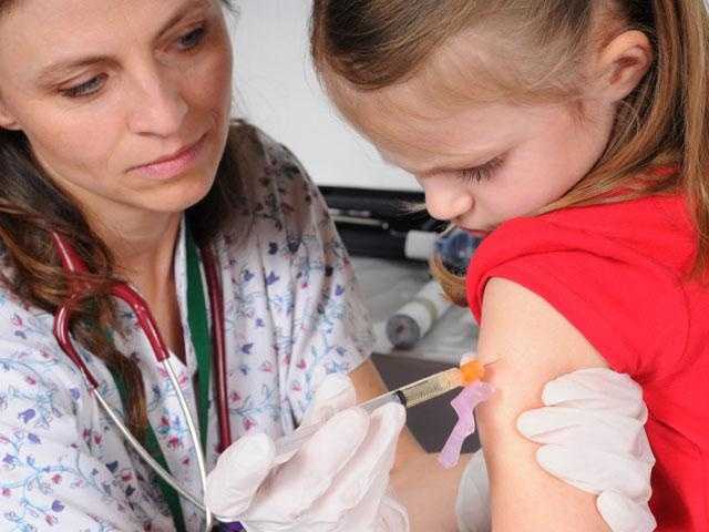 Expert warns of risks as vaccine hesitancy grows among U.S. families
