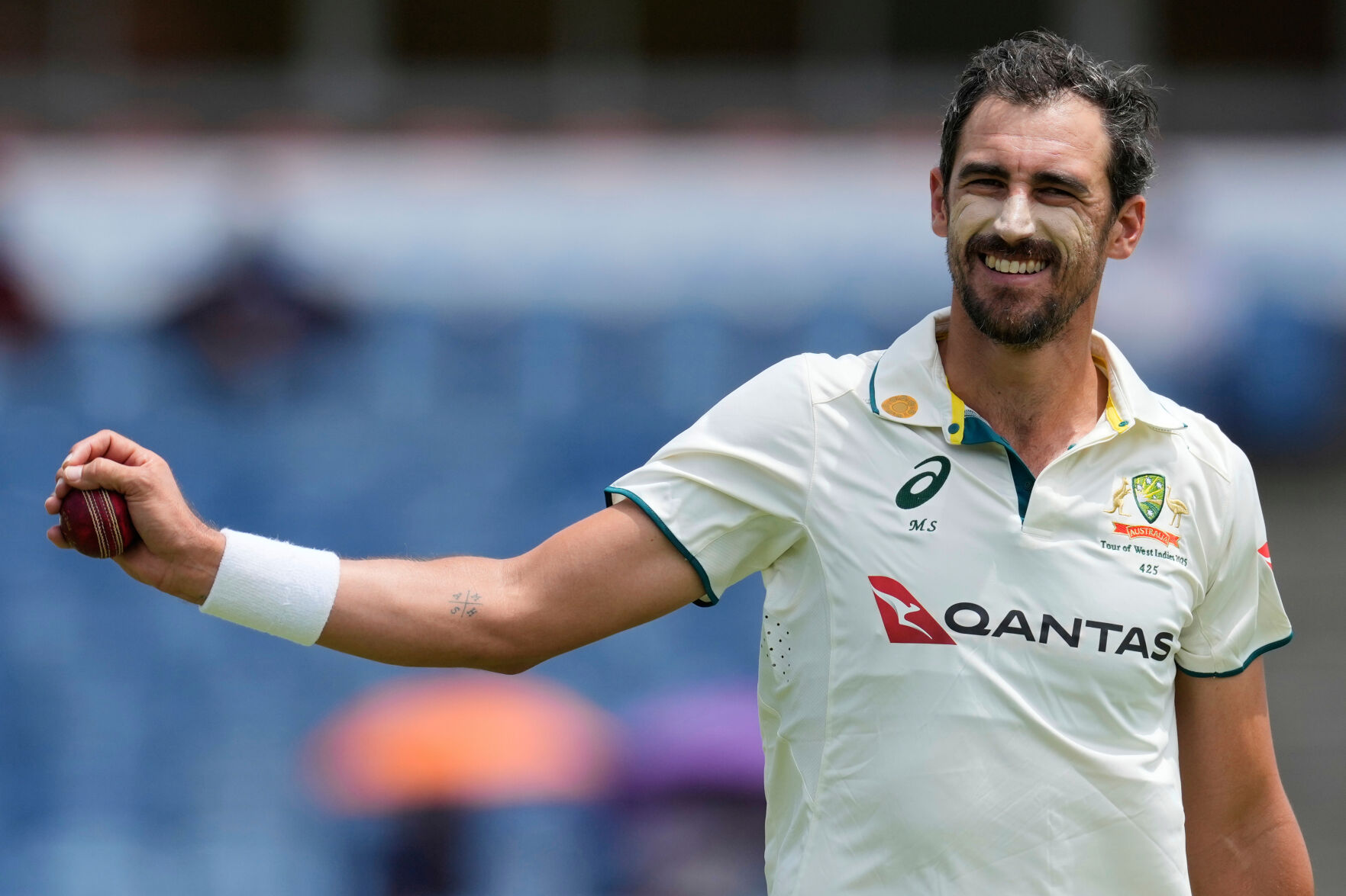  Australia’s Mitchell Starc retires from T20 internationals to extend his test and ODI cricket career