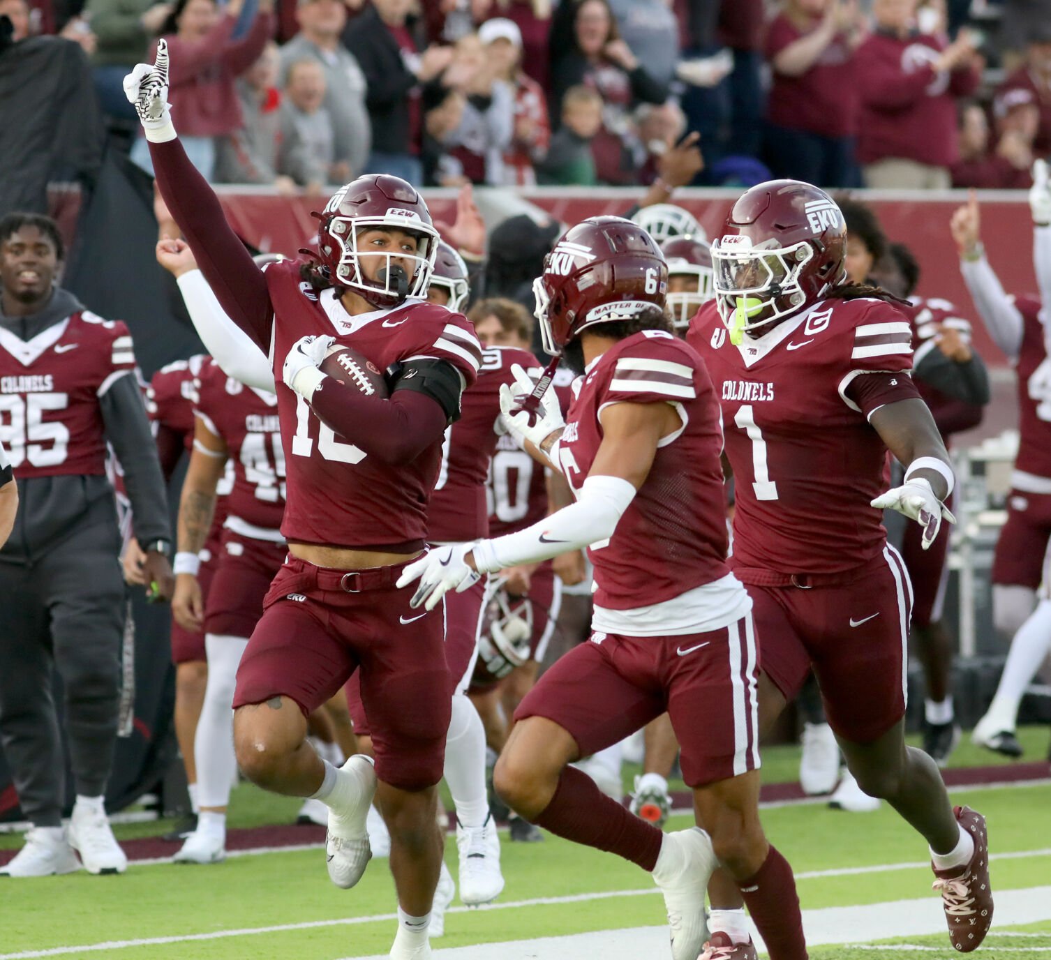 UAC FOOTBALL: Big-play defense delivers home win for Colonels