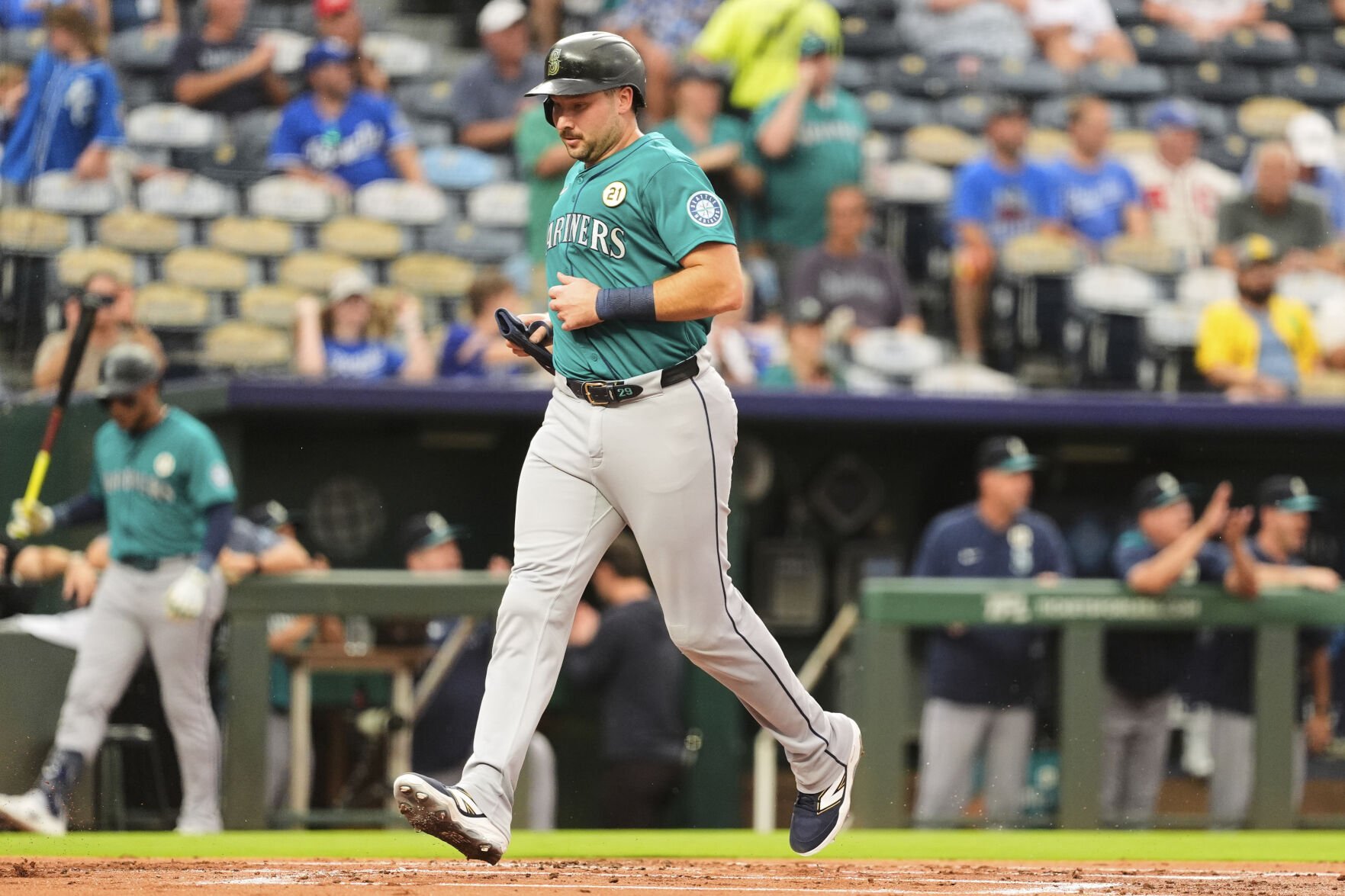 Cal Raleigh breaks Mickey Mantle’s switch-hitter record, ties Ken Griffey Jr.’s Mariners record with 55th and 56th HRs