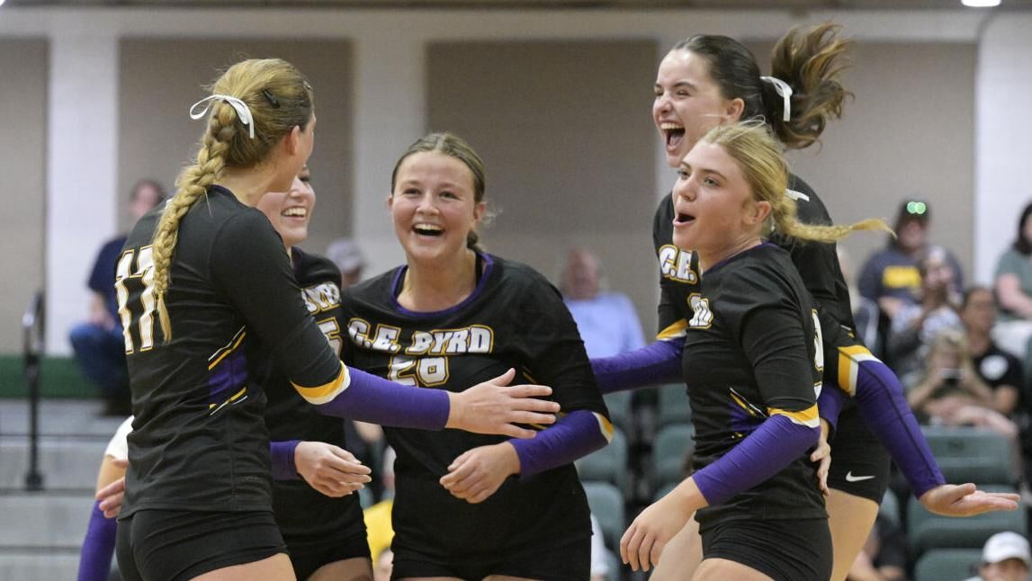 Byrd volleyball ends eight-year drought vs. Calvary, snaps Lady Cavs’ 21-match streak in process