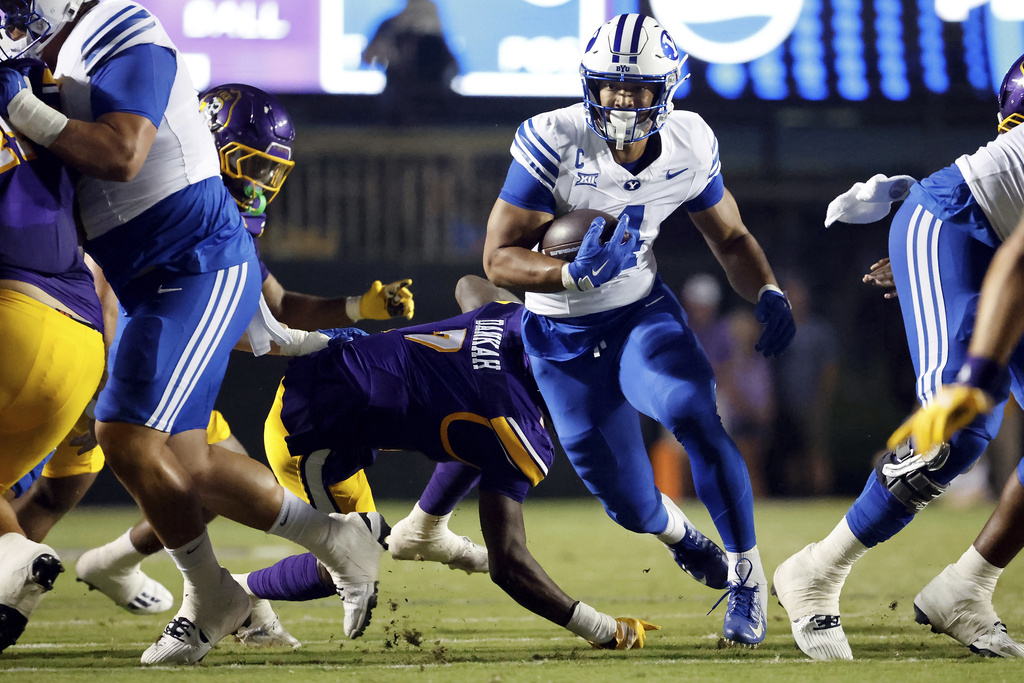 BYU uses balanced attack to beat East Carolina, 34-13