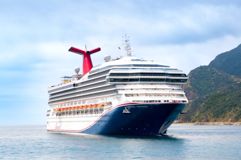  Carnival Cruise Line changes itinerary due to Atlantic storms
