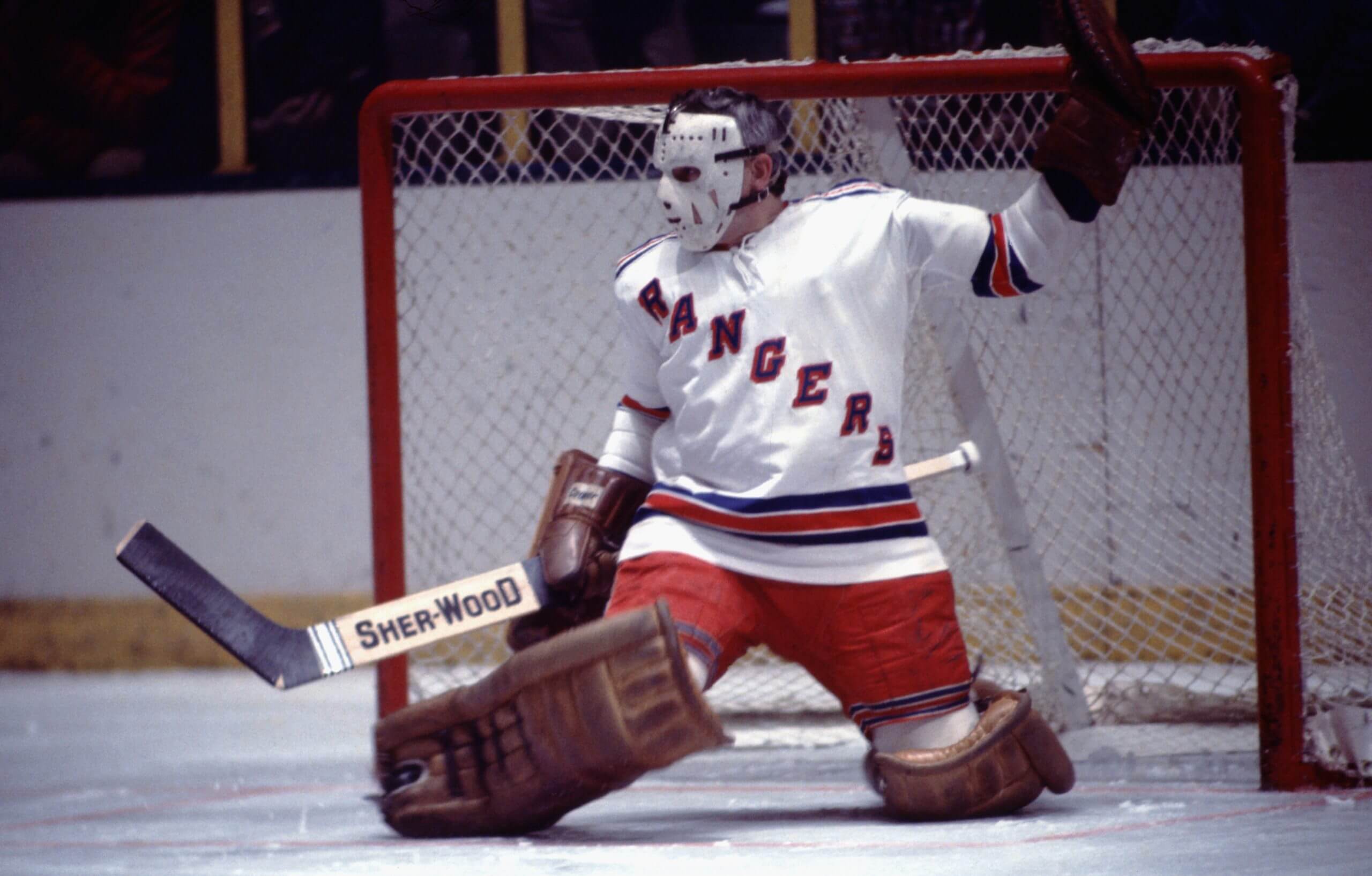 Ed Giacomin, Hall of Fame goalie and New York Rangers legend, dies at 86