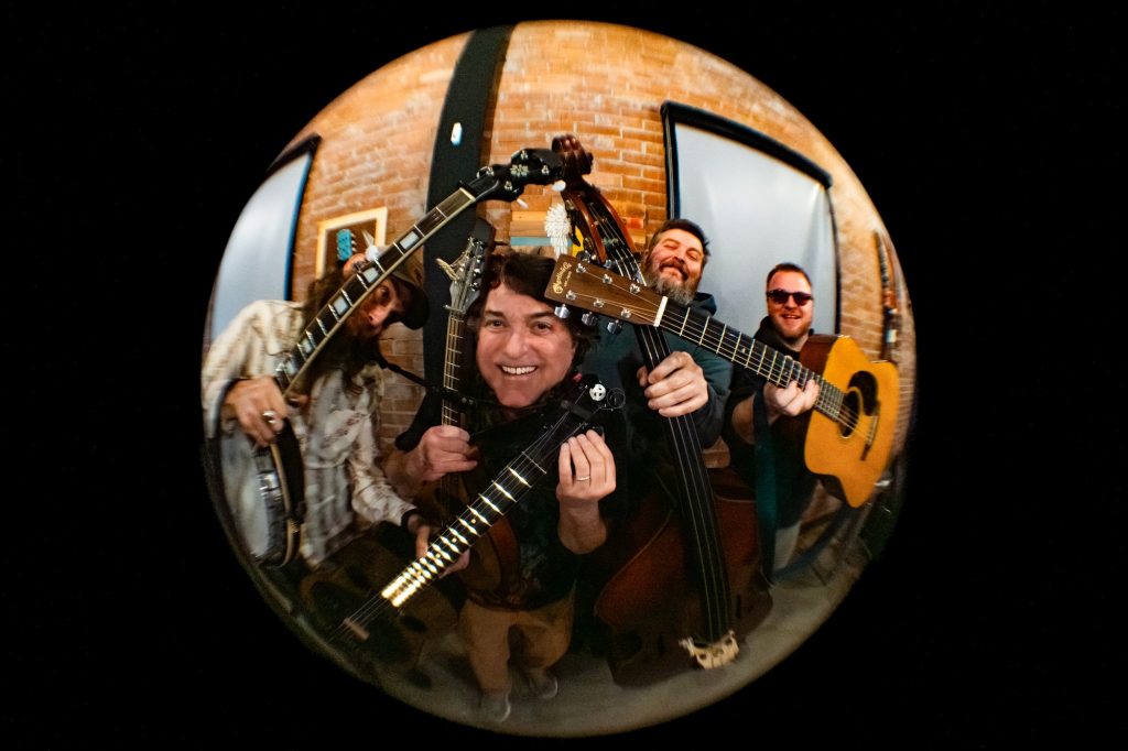  Keller Williams’ Grateful Grass brings love for the locals in Beaver Creek