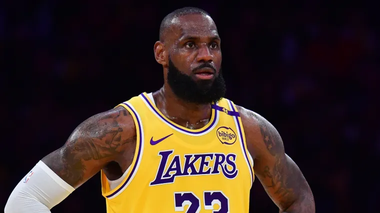 Lakers’ LeBron James gives blunt one word response to coaching future post-NBA retirement
