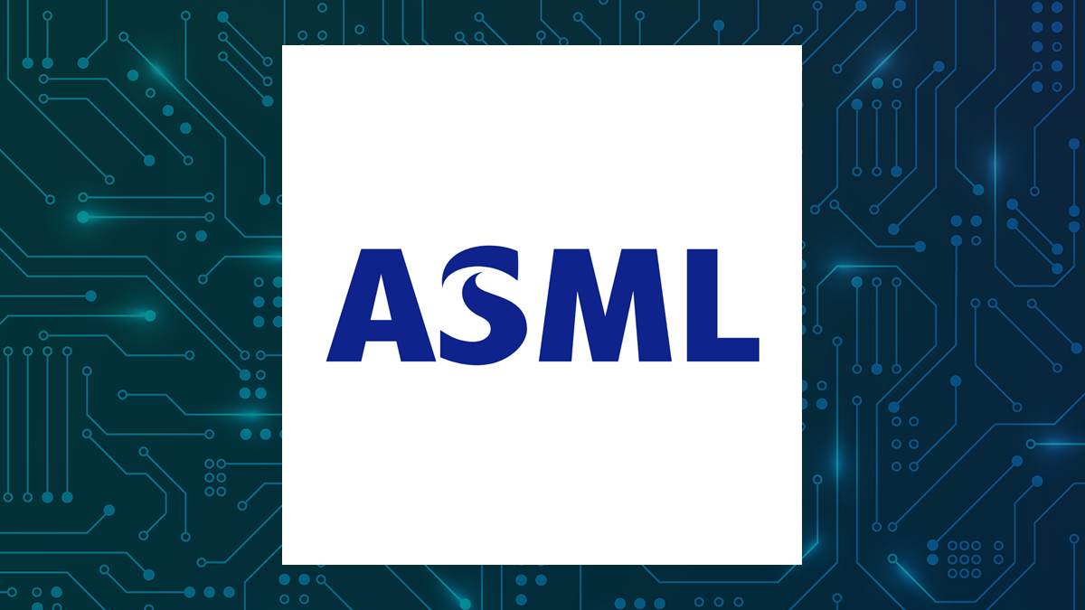  Moody National Bank Trust Division Makes New $405,000 Investment in ASML Holding N.V. $ASML