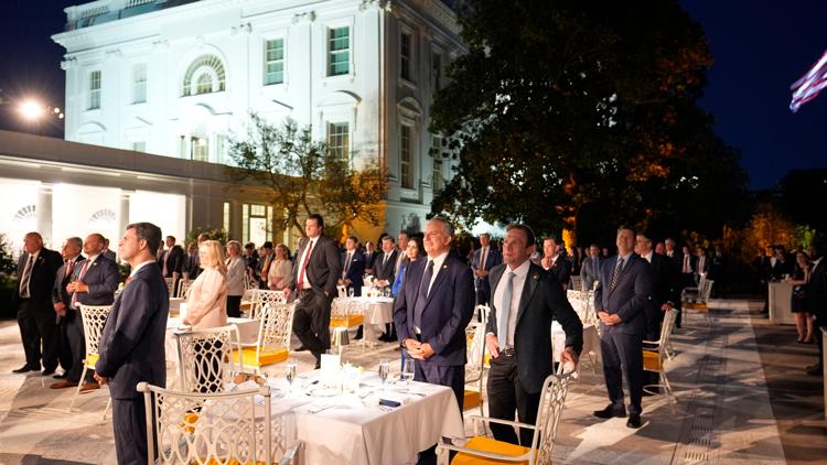Trump hosts White House dinner for GOP lawmakers at paved space he dubbed ‘Rose Garden Club’