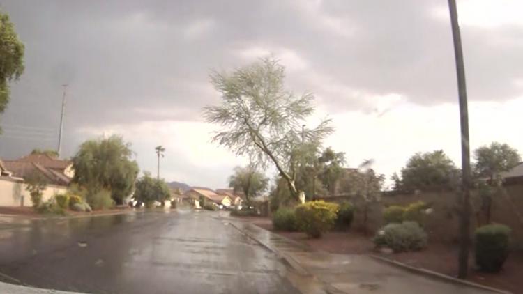 Rain coming down across the Valley and ground stop lifted at Sky Harbor Airport