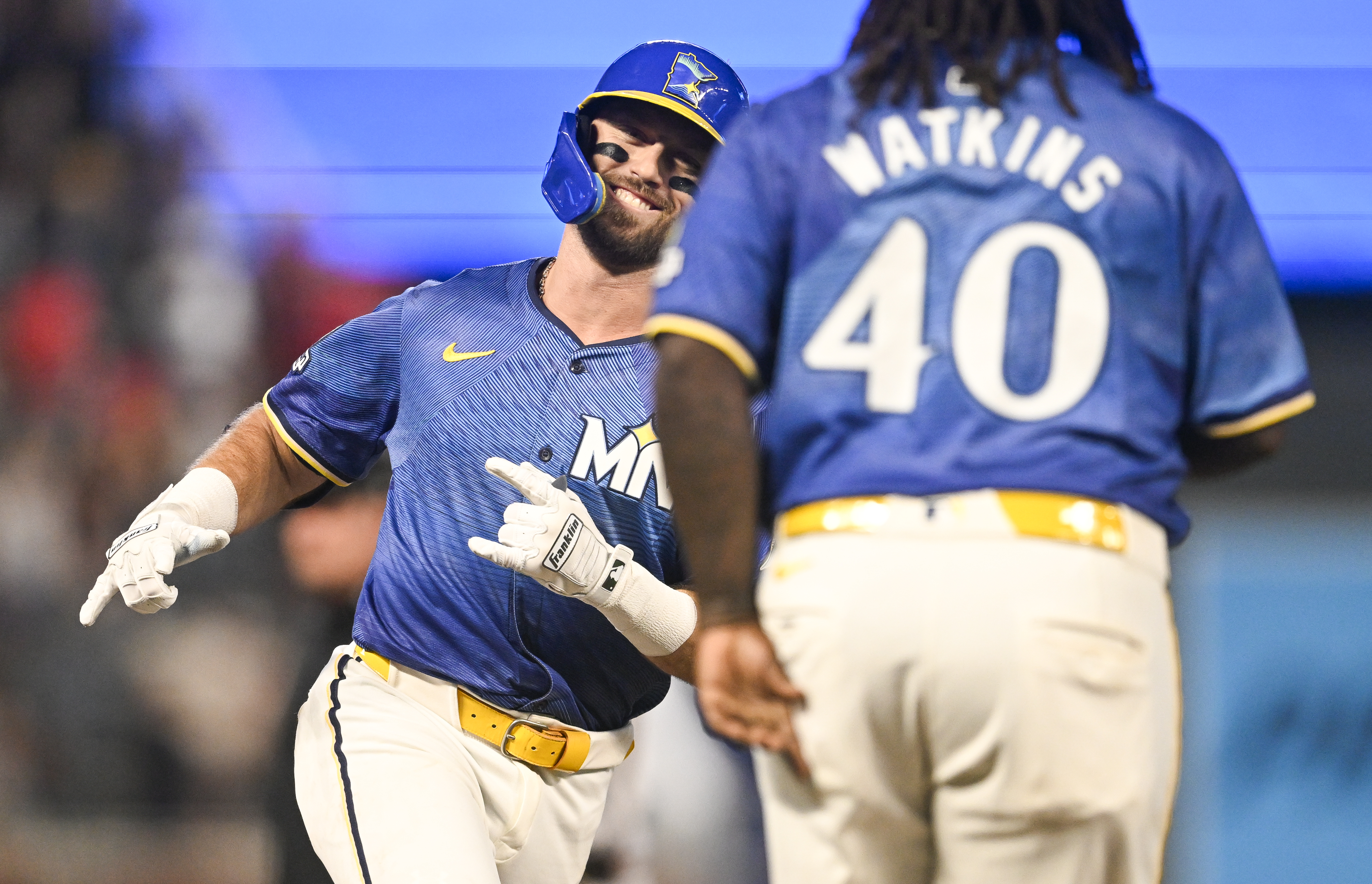 Twins 9, Diamondbacks 8: Holy krap, Kody klobbers three klangers in krazy kontest