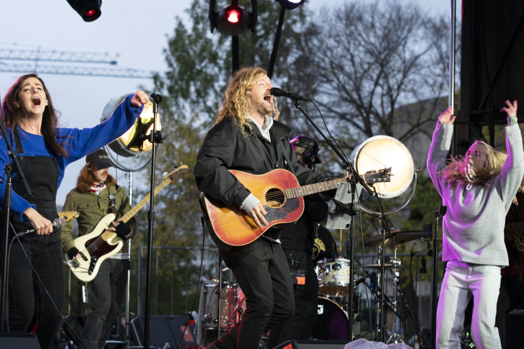 Montreal Church Fined Over Event With US Christian Musician Files Lawsuit Against City