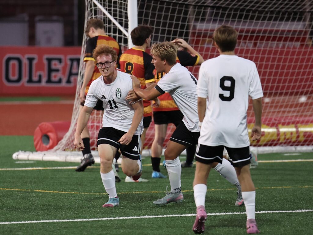 HS SOCCER WRAP: Reed scores twice, Wilczewski assists 3 in A-L win