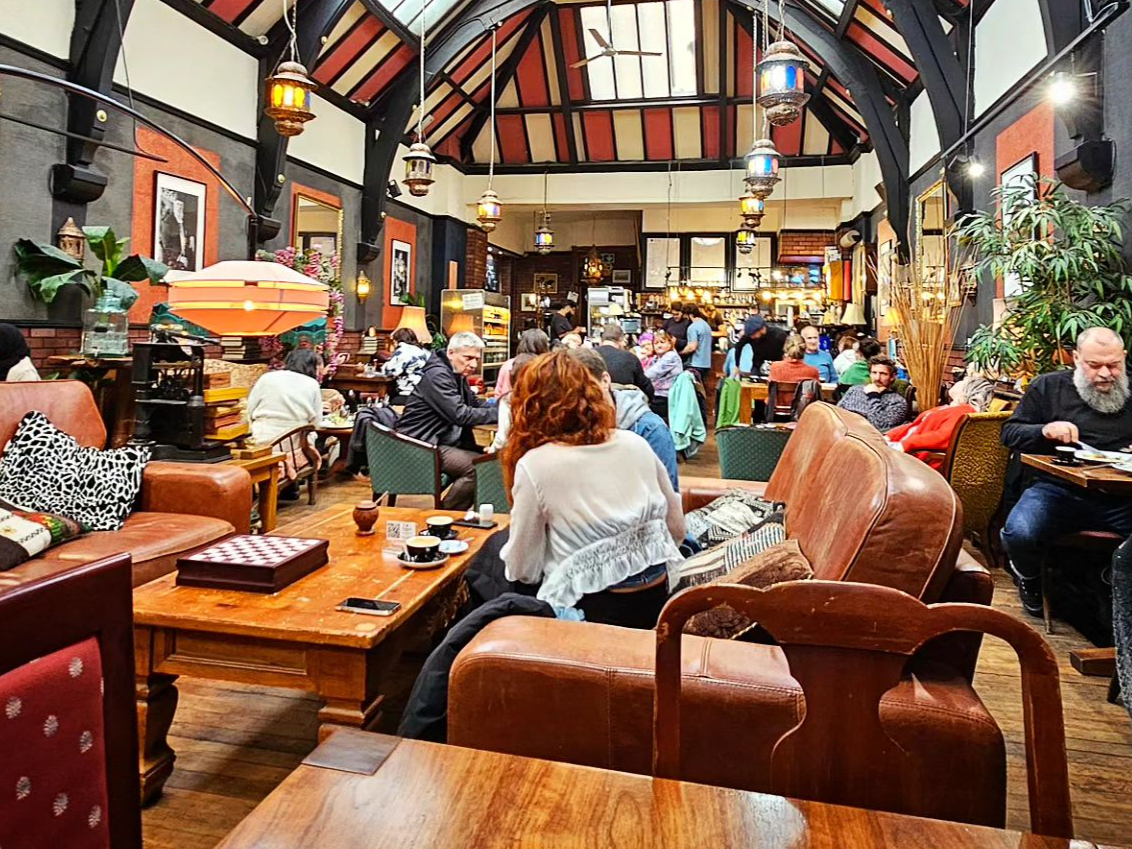  Glasgow Coffee Shops: 6 great Glasgow coffee shops for book lovers this Autumn