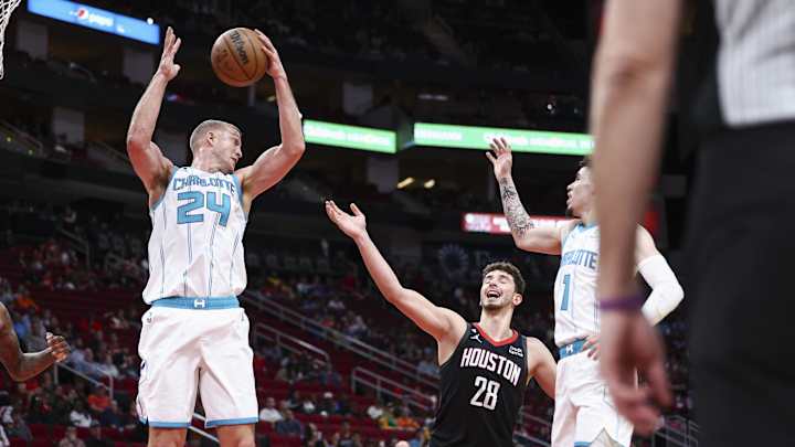 Hornets’ center depth receives praise from their head coach at Charlotte Hornets media day