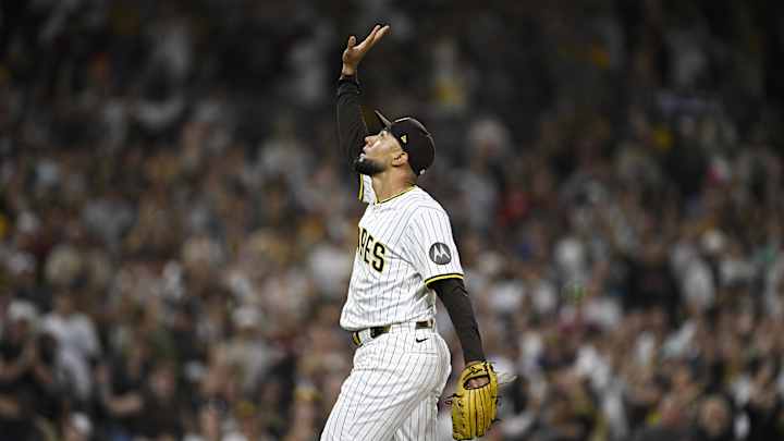 Padres Notes: Manny Machado Claps Back at Reporter, Michael King Talks Future, Robert Suarez on Free Agency