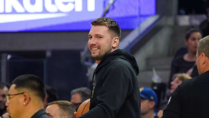 Lakers Notes: Luka Doncic Remains Out, Giannis Antetokounmpo Trade Linked to LA, More