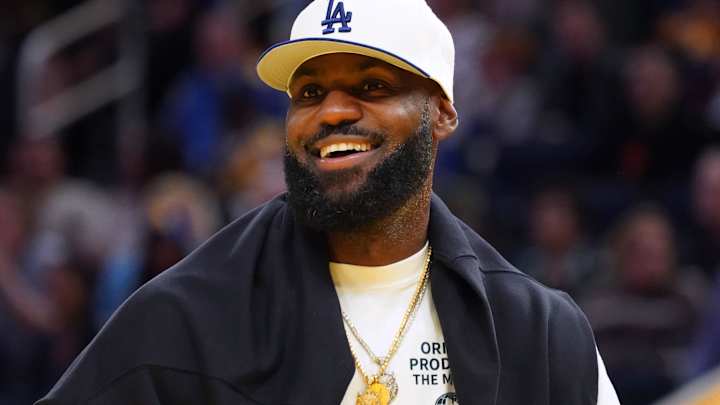 Lakers Notes: LeBron James Return Timeline Revealed, Unfortunate Trade Update, Luka Doncic Prediction