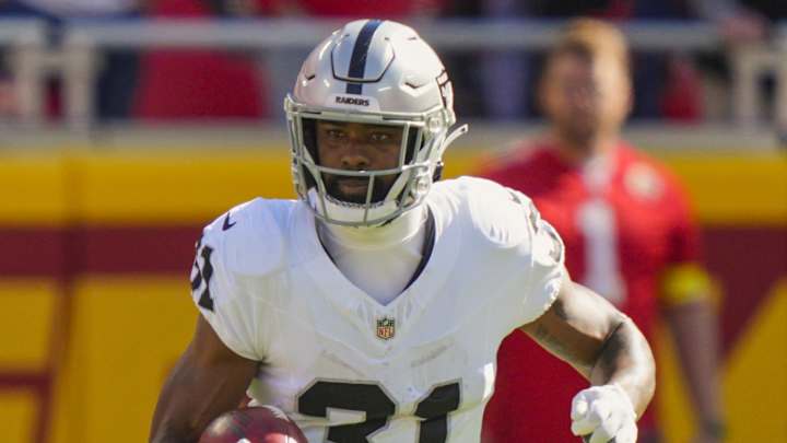 How the Raiders Can Make Life Easier on Offense