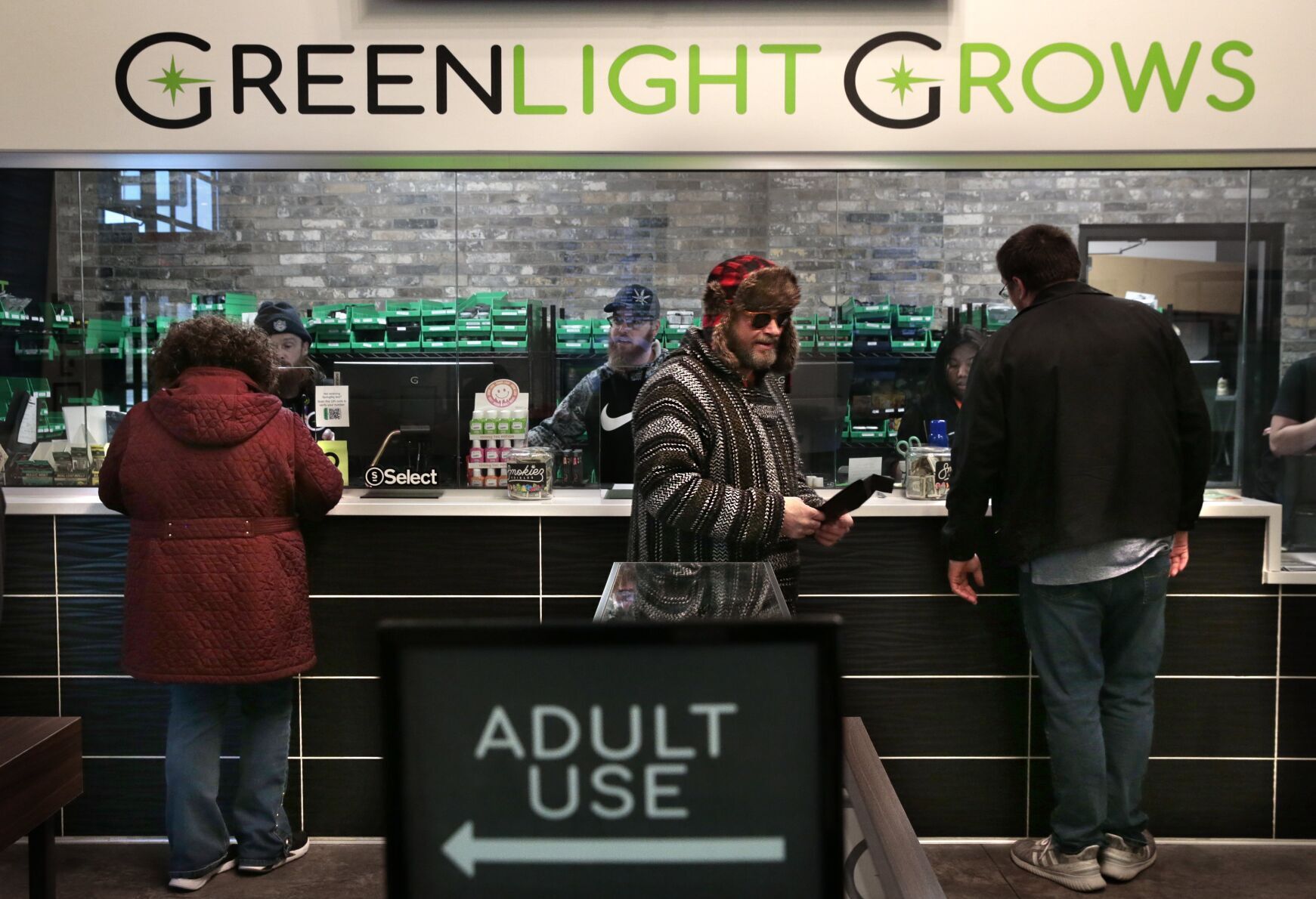  Maryland Heights cannabis product maker to acquire four dispensaries