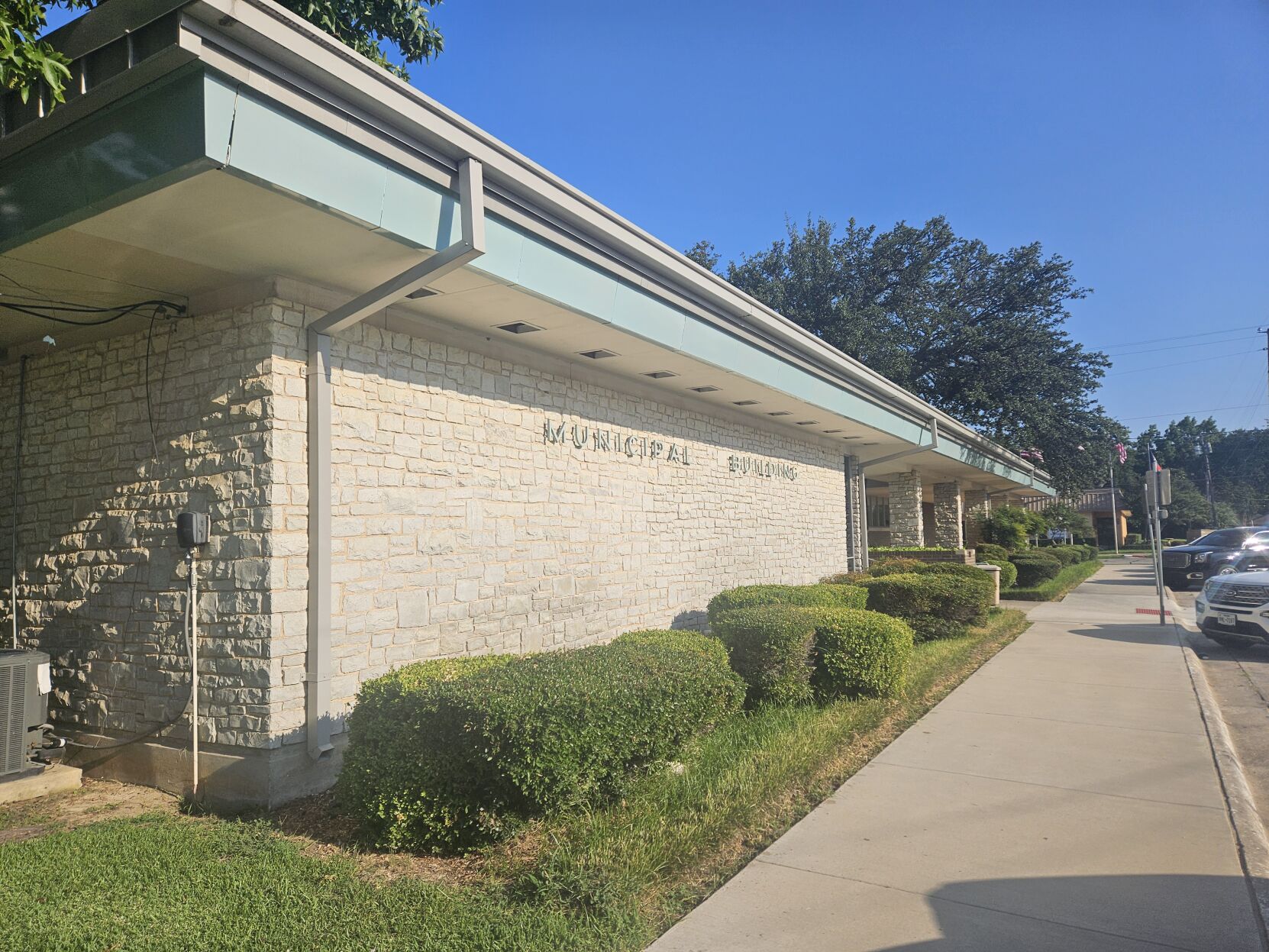 Council rehashes HOT funds