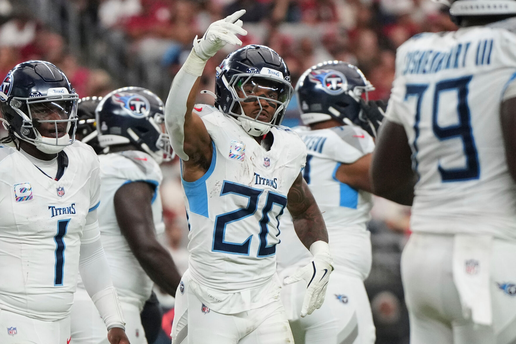 Titans snap 10-game losing skid with improbable 22-21 comeback win over the Cardinals