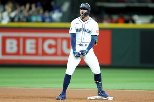 ALDS: Cal Raleigh, Julio Rodríguez deliver in Mariners’ thrilling Game 2 victory – Sun, 05 Oct 2025 PST