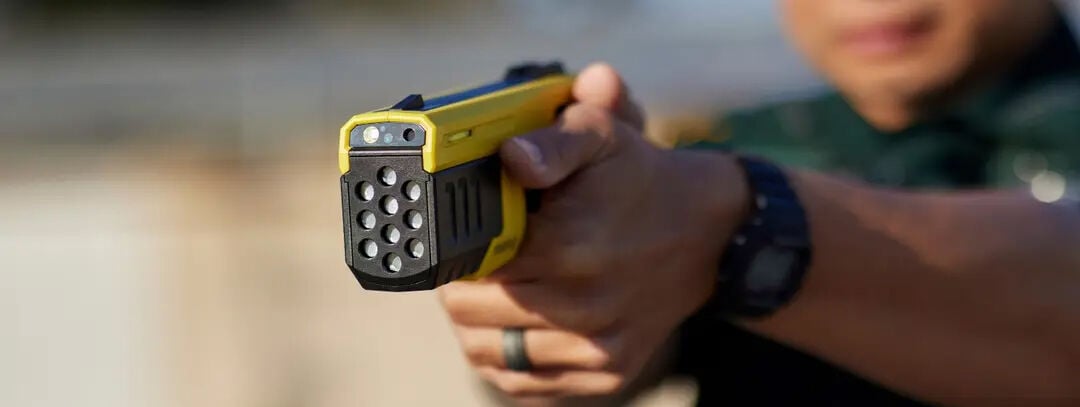  Amsterdam police upgrading equipment with taser purchase