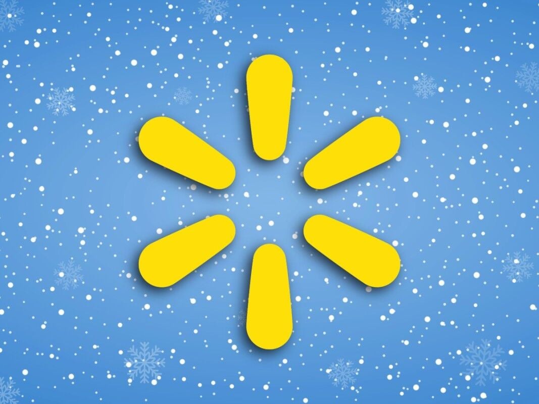 Walmart’s $15 ‘Soft and Comfortable’ Hanes Hoodies Come in 7 Colors — Selling Fast