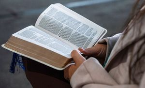 Oklahoma abandons requirement for Bibles in every classroom – Thu, 16 Oct 2025 PST