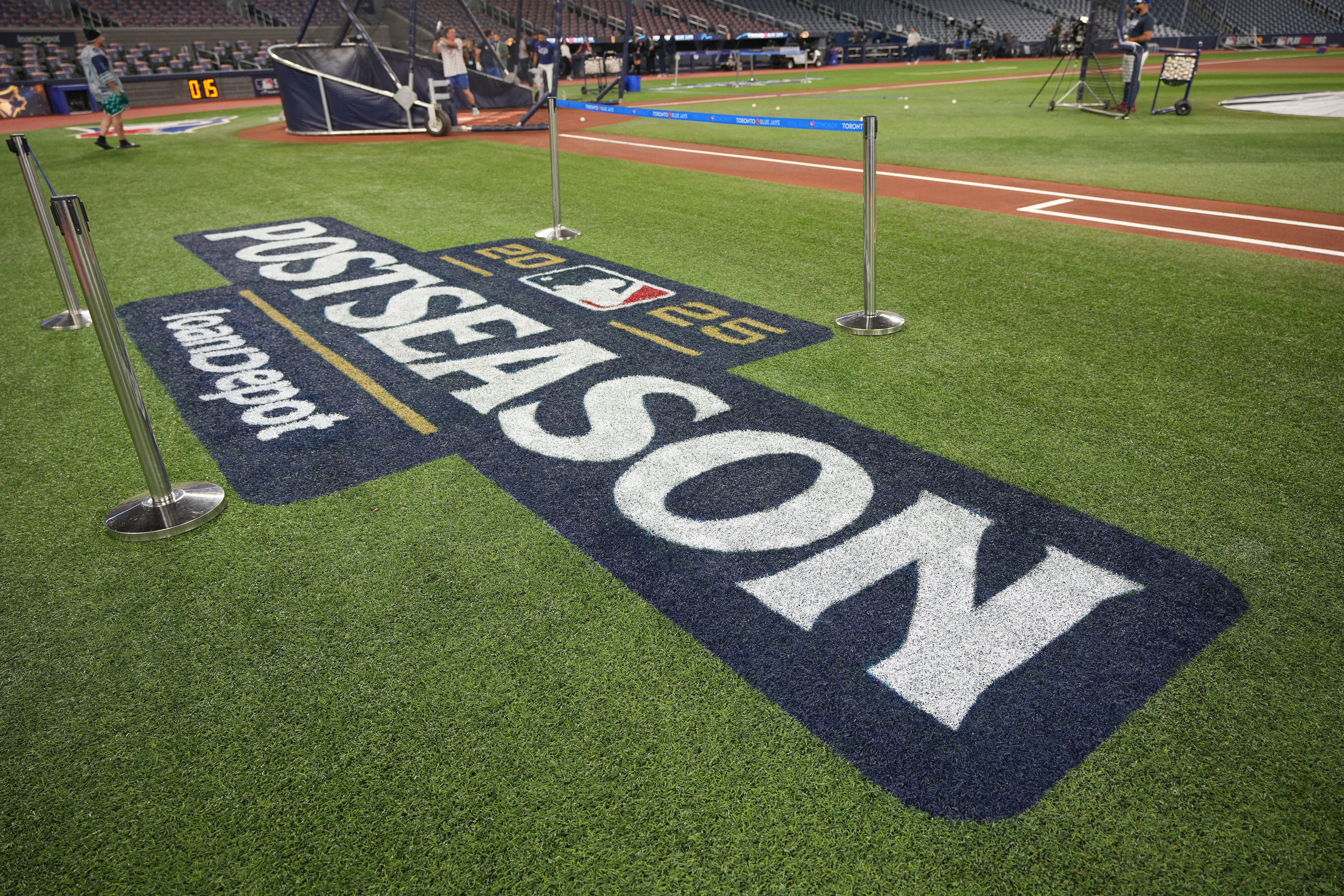 Mariners vs. Blue Jays: ALCS Game 1 recap, inning-by-inning photos