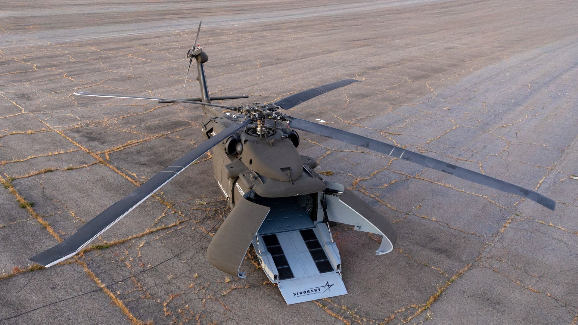  Lockheed converts Black Hawk into pilotless cargo drone with 1,840-mile range