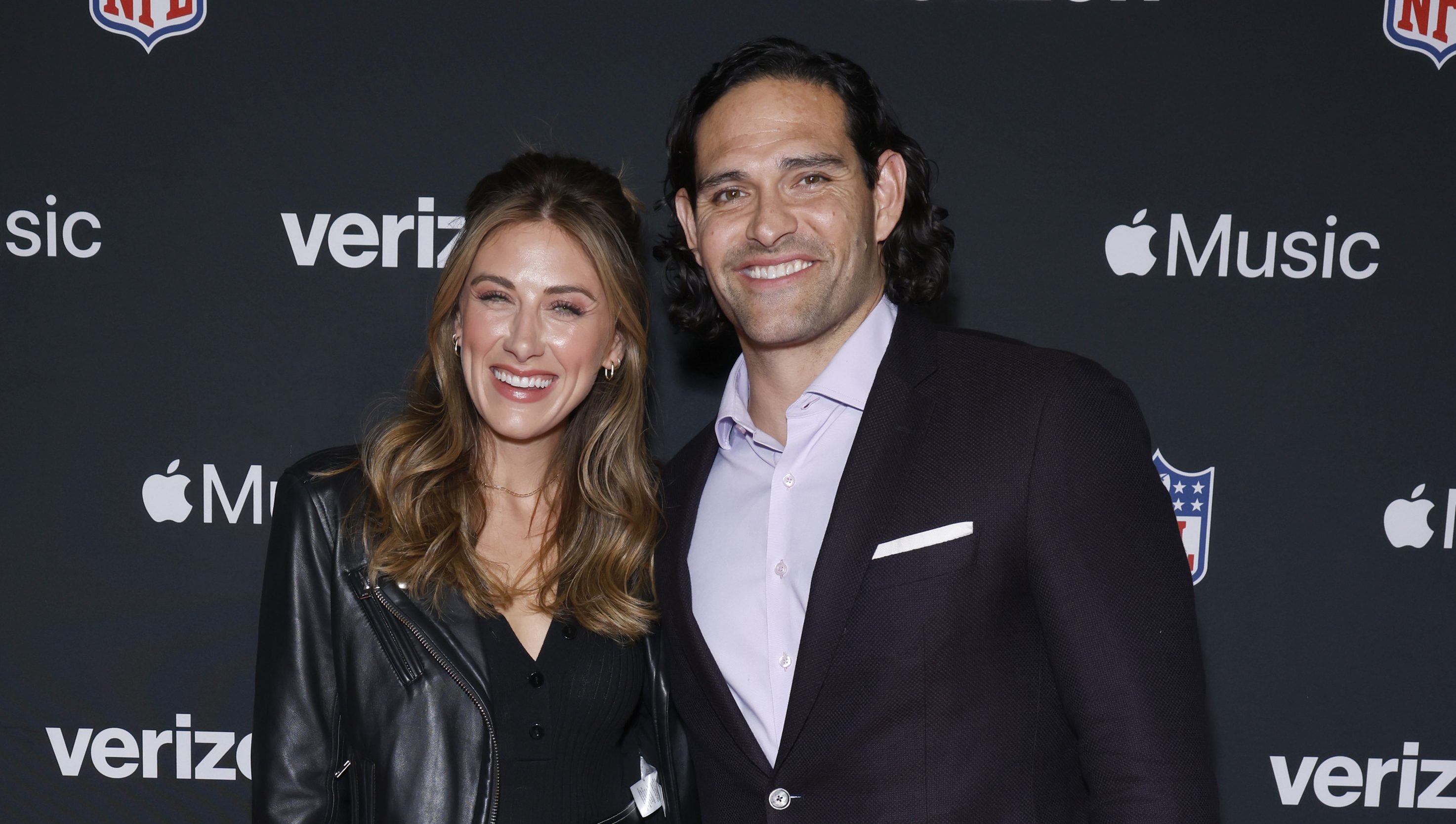  Who Is Mark Sanchez’s Wife? Meet ‘Shameless’ Alum Perry Mattfeld