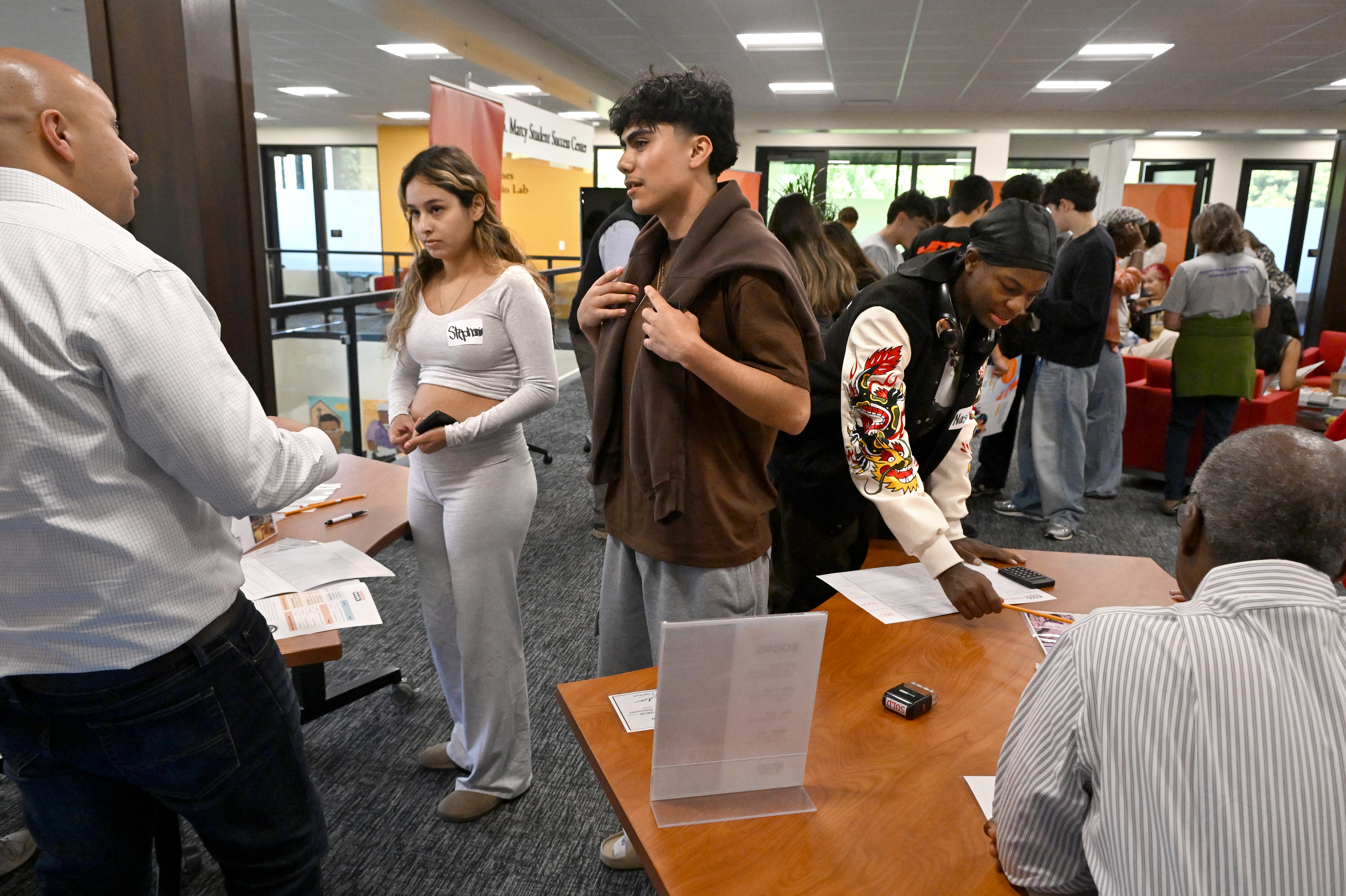  Editorial: Amid jeopardized support for students, philanthropists show faith in vision