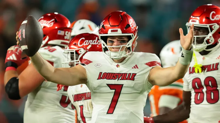 Louisville shocks No. 2 Miami 24-21 as Carson Beck throws four interceptions